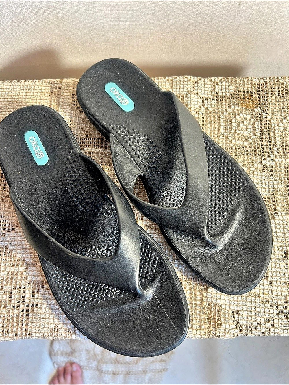 OKA B Women's Black Thong Sandals US 8 ML